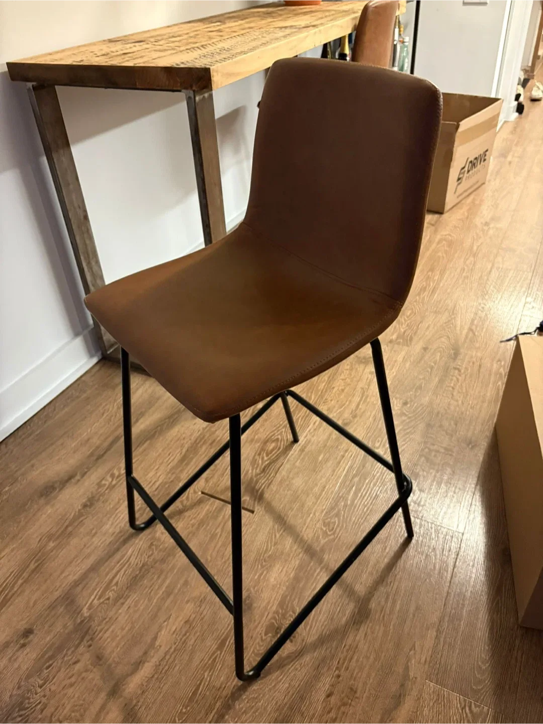 Brown Leather Bar Stools image indicator(2)