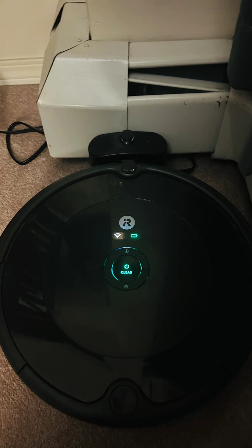 Roomba Robot Vacuum 649 - photo 2