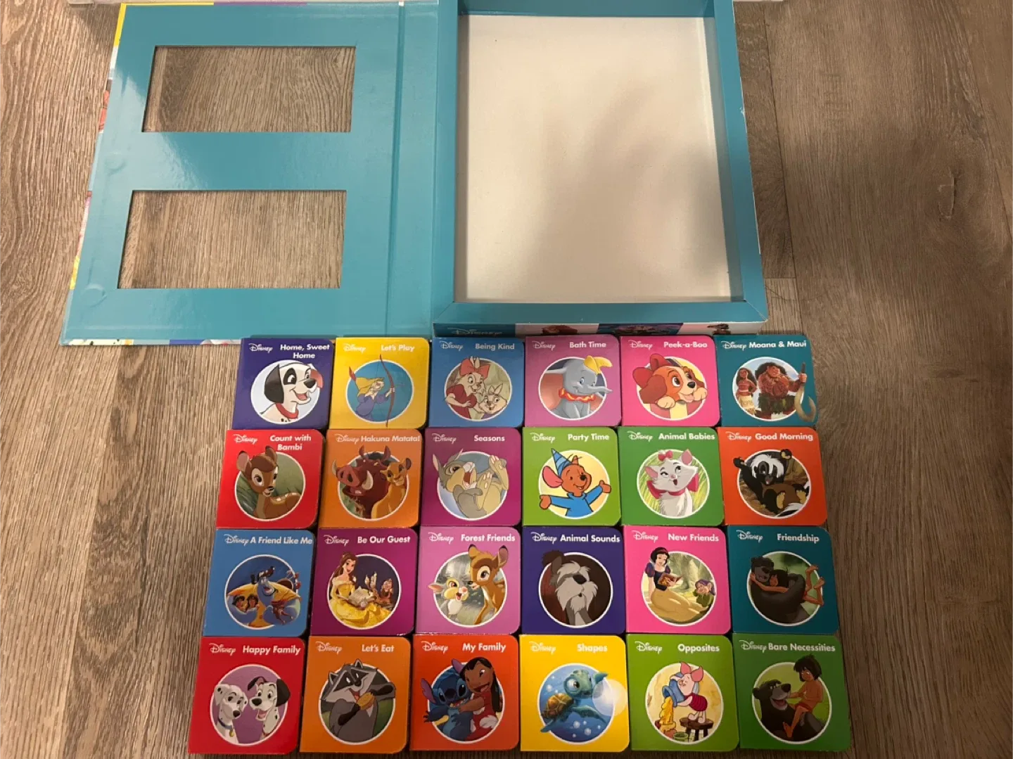 Disney Deluxe 24 mini board Book Set image indicator(4)