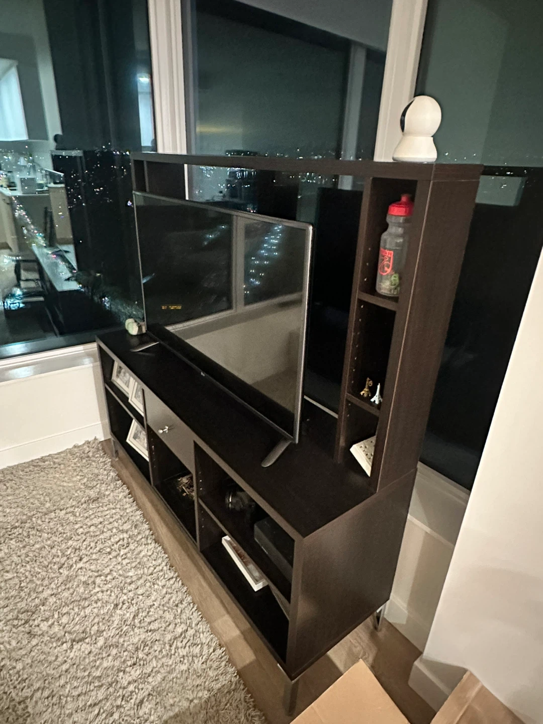 40 " LG TV + TV Stand - photo 2