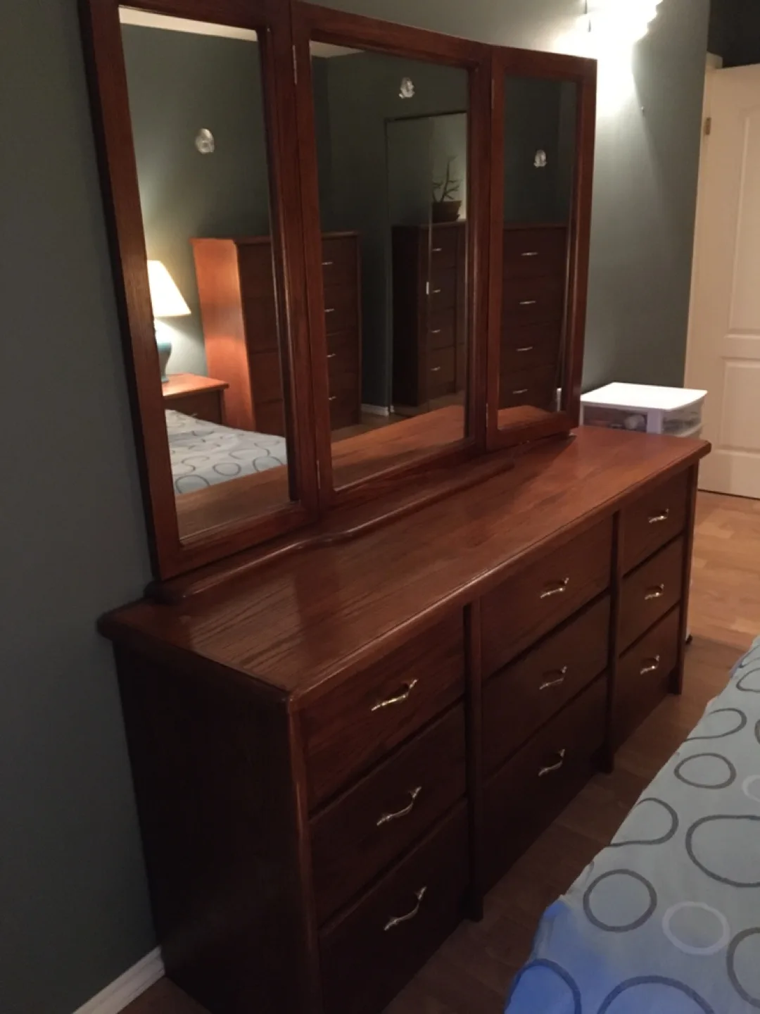 Bedroom Set - Bed, Dresser, Nightstands image indicator(5)