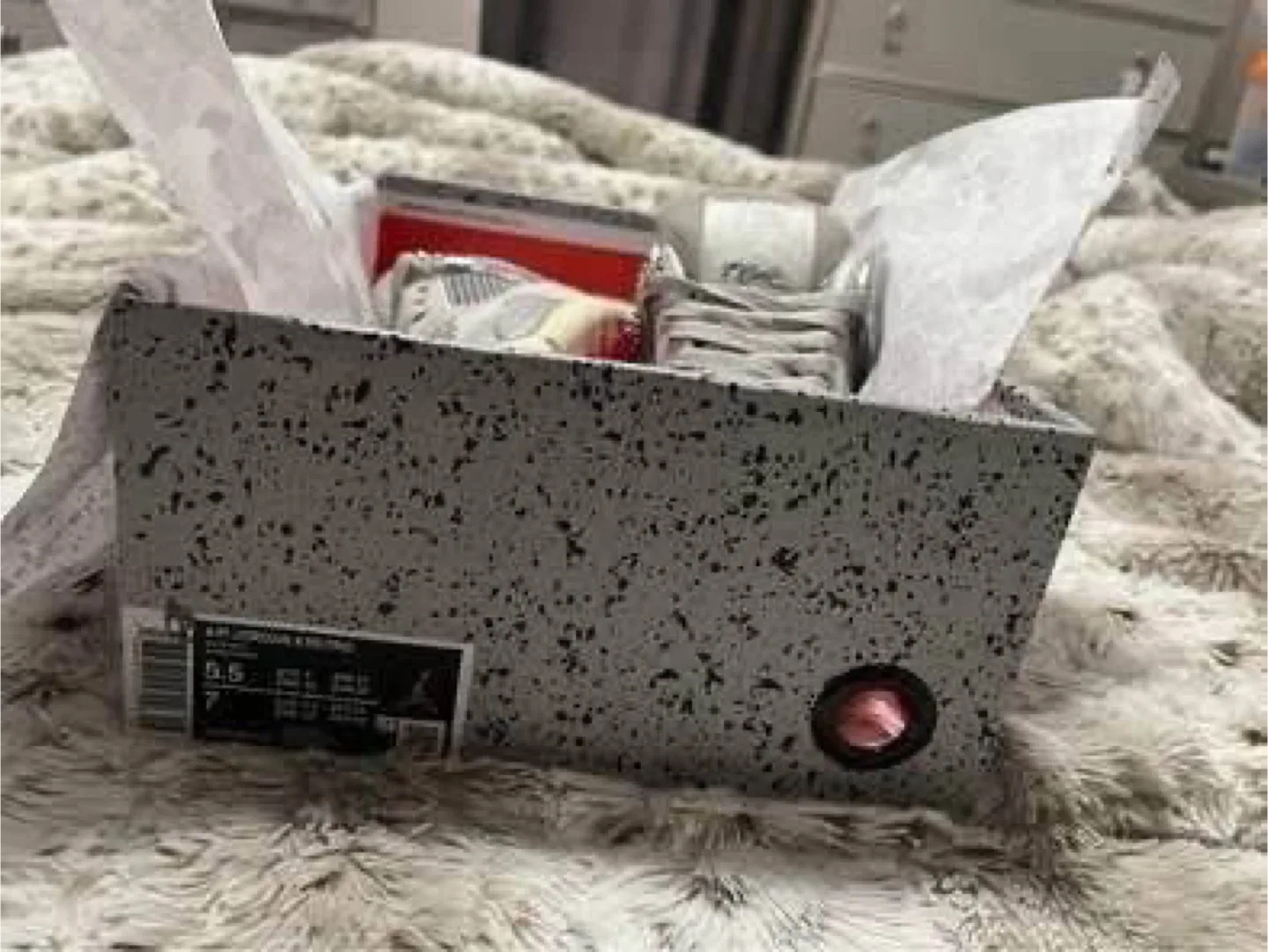 Air Jordan’s 4 Retro Frozen image indicator(5)