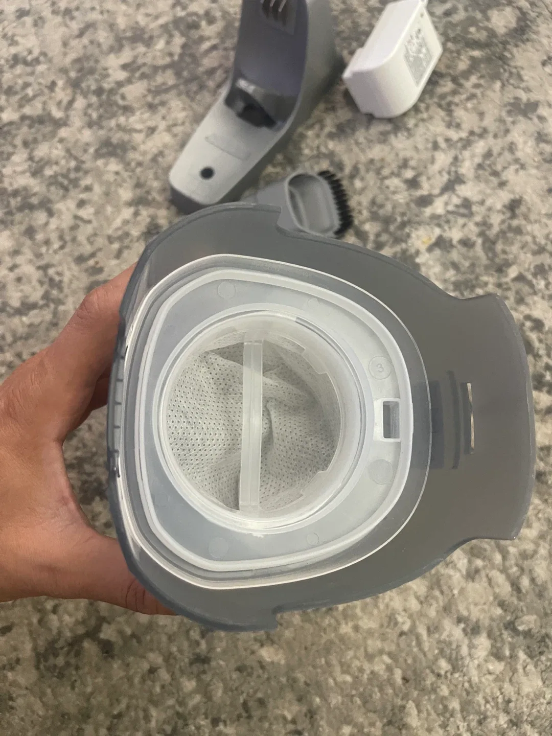 Black+Decker Dustbuster Cordless Lithium Vacuum image indicator(2)