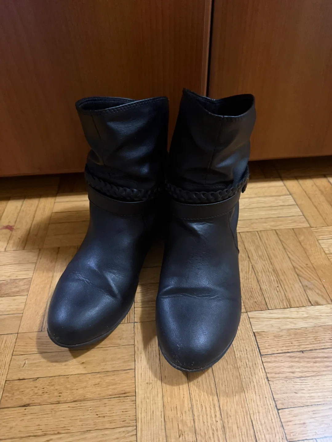 Black Ankle Boots image indicator(6)