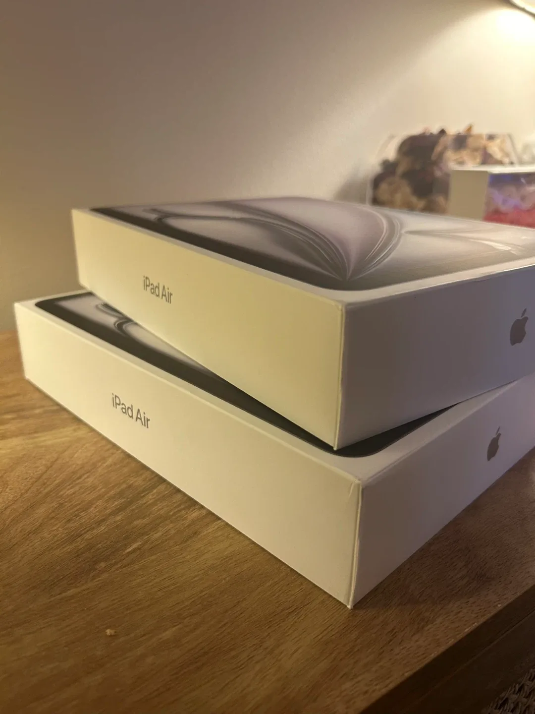 Brand New Apple iPad Air (M3) 11‑inch Wi‑Fi 128GB image indicator(2)