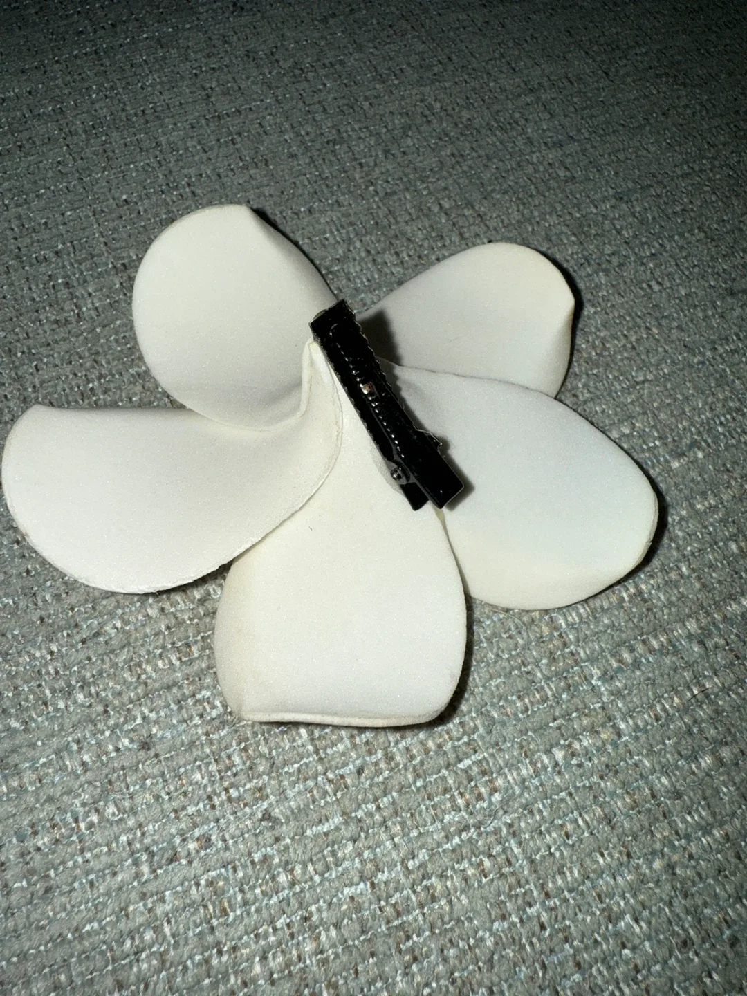 Flower Hair Clip image indicator(2)