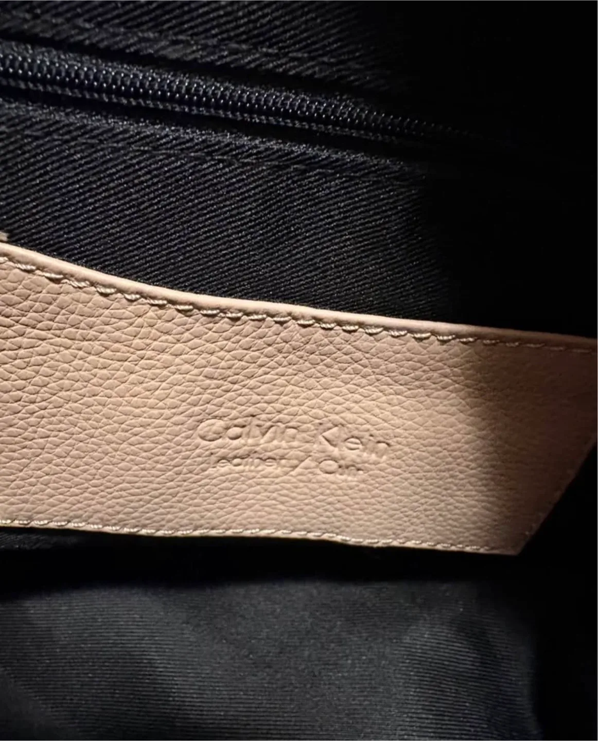 Calvin Klein Pink Leather Tote Bag image indicator(3)