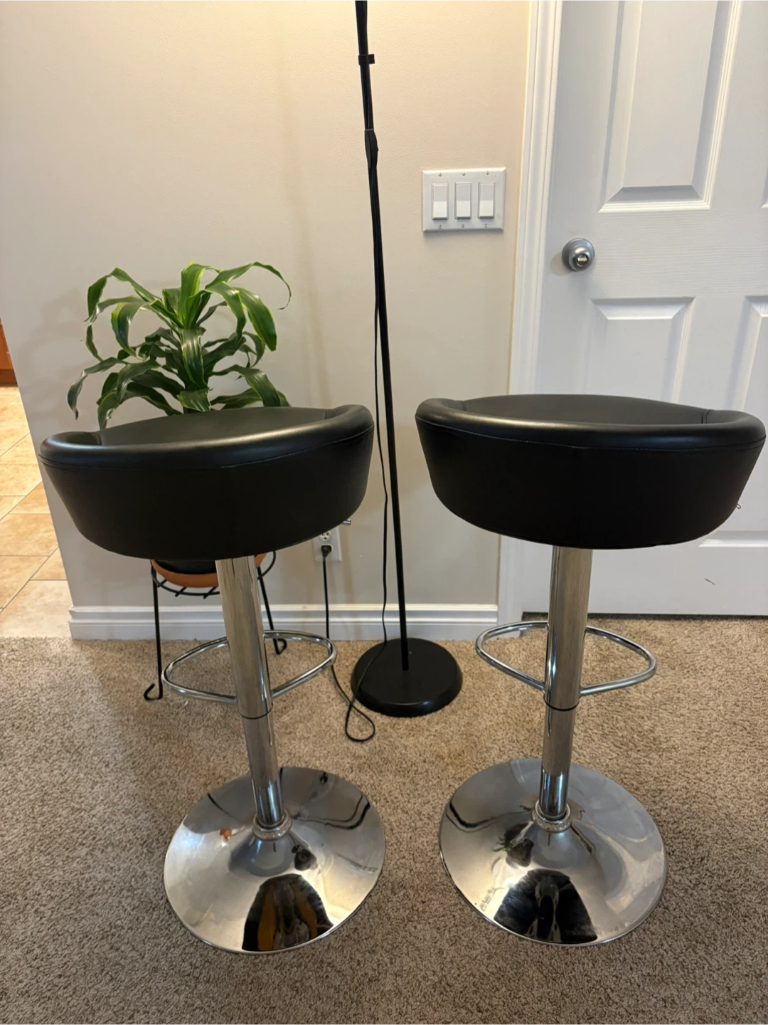 Pair of Black Swivel Bar Stools - photo 2