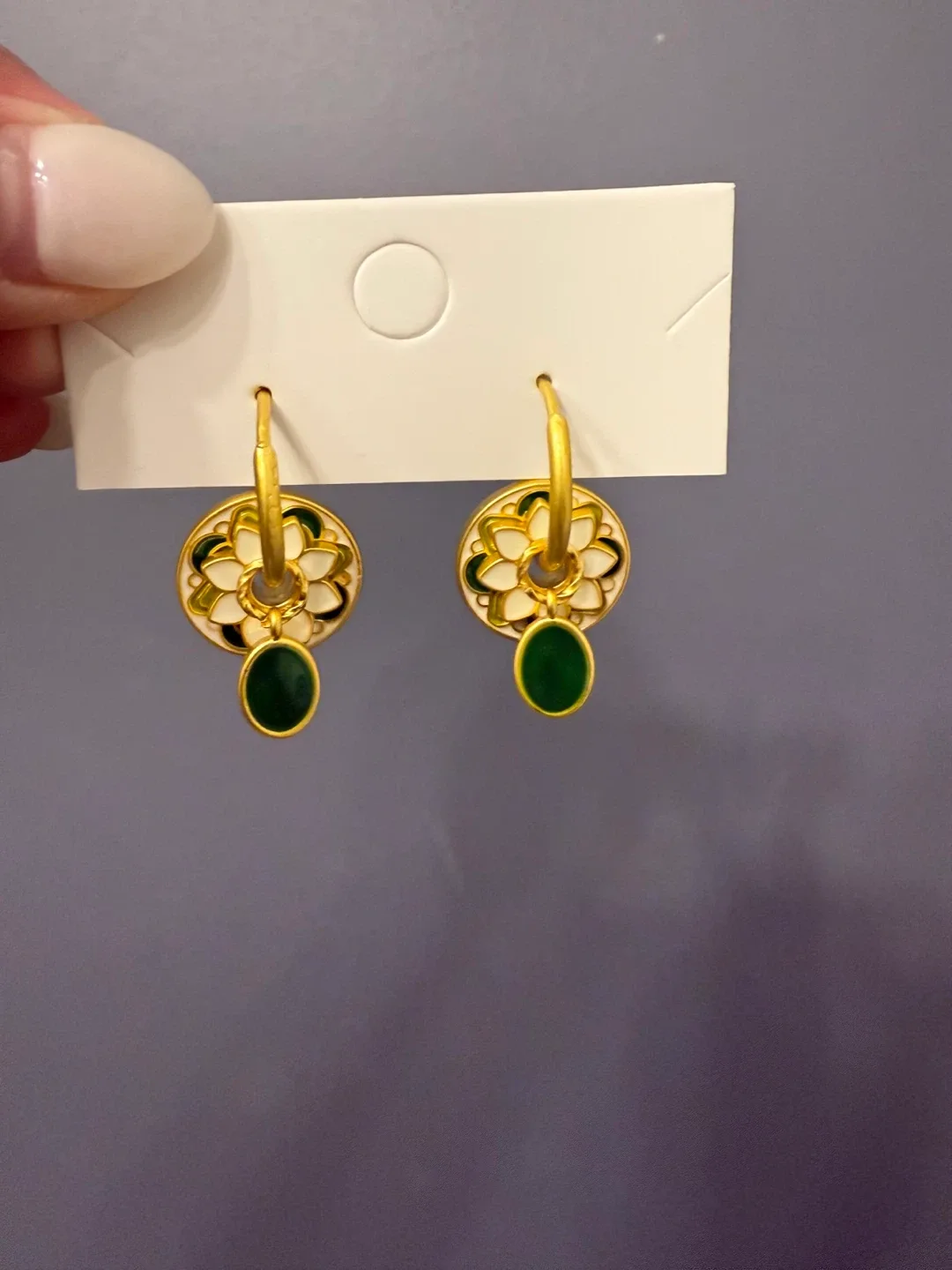 Green & Gold Flower Earrings image indicator(3)