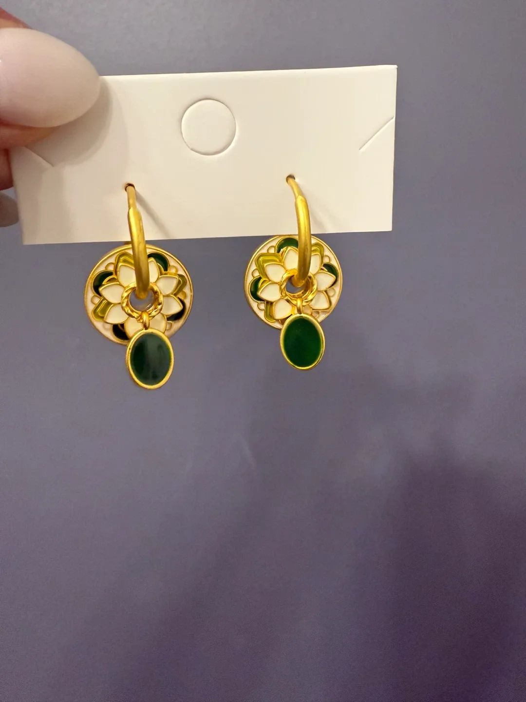 Green & Gold Flower Earrings image indicator(4)