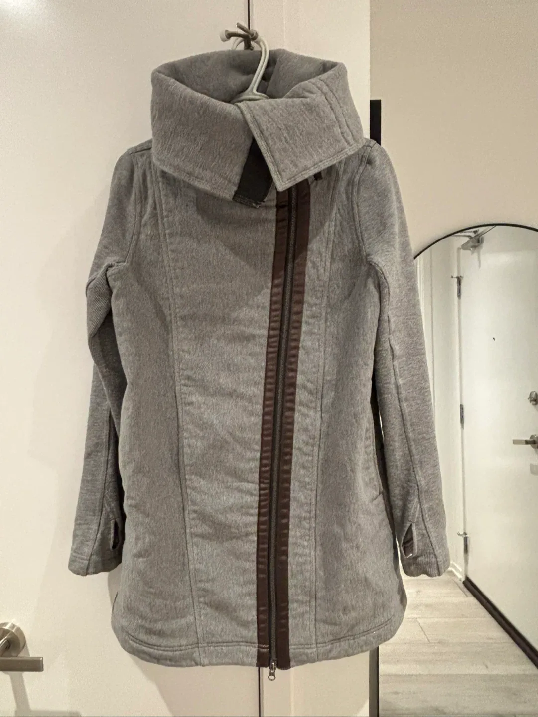 Lululemon Grey Jacket - Size 6