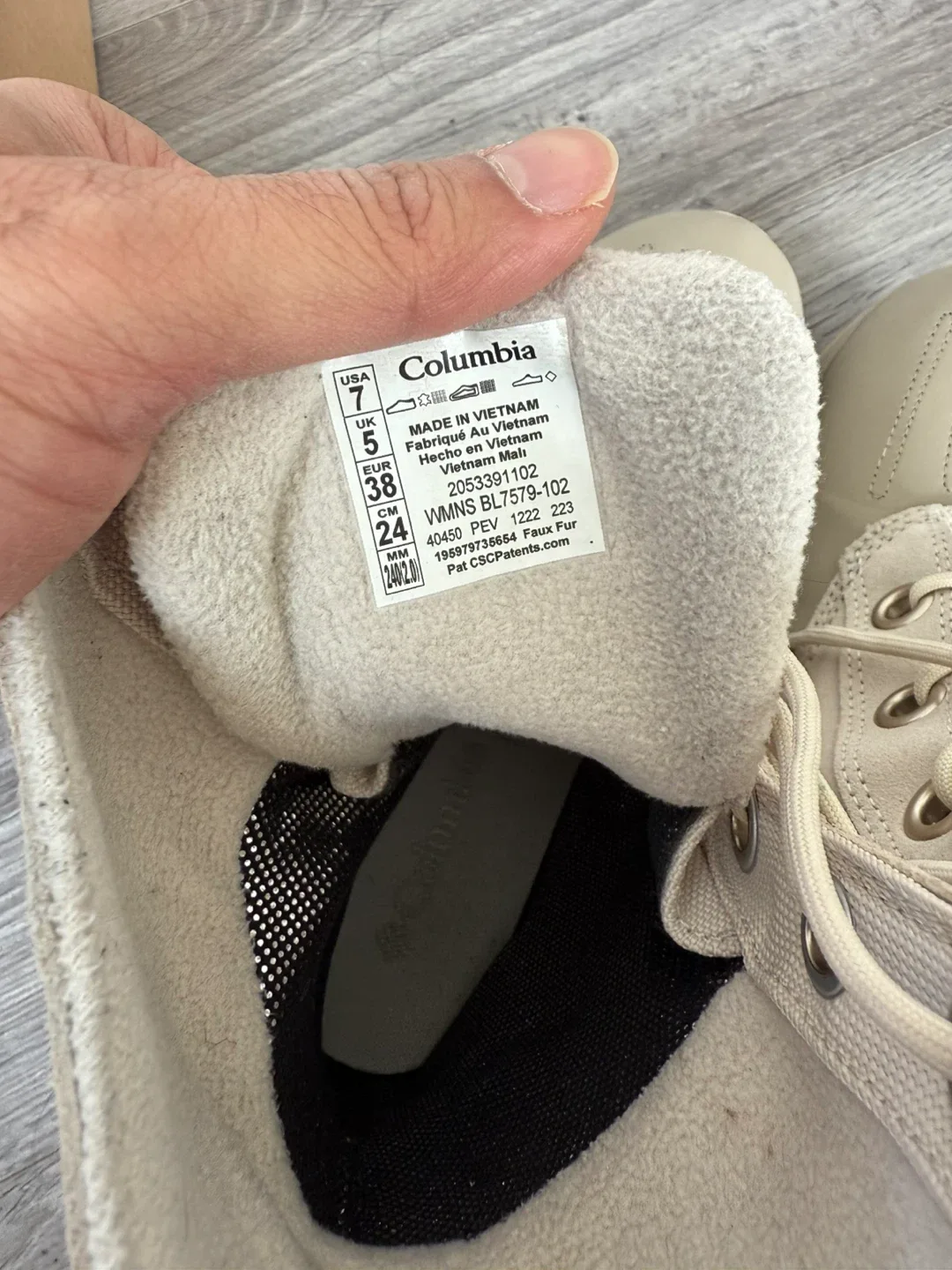 Columbia Women's Ice Maiden™ II Lace Boot - Size 7 image indicator(3)