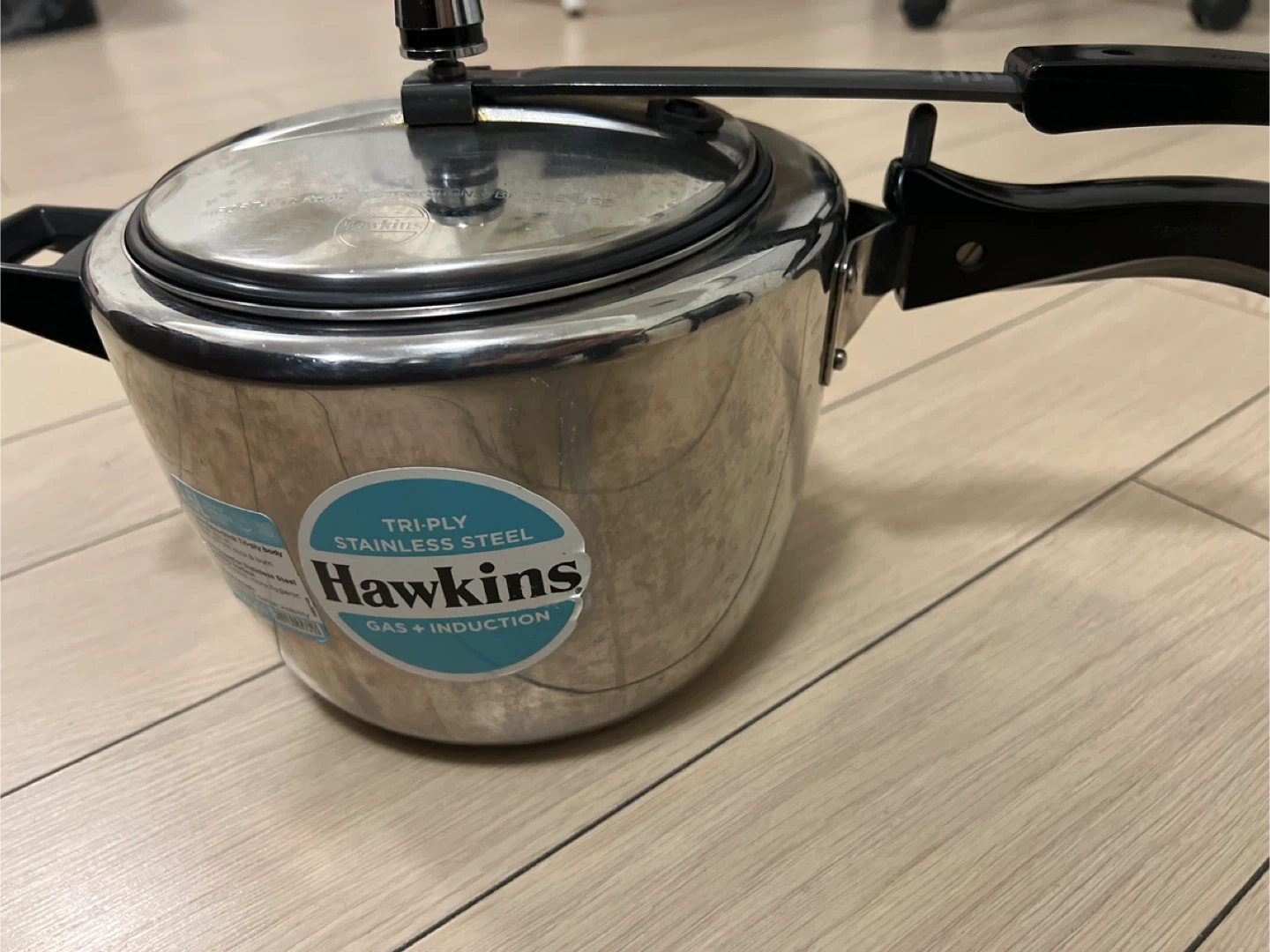 Hawkins 4.5L Tri-Ply Stainless Steel Pressure Cooker