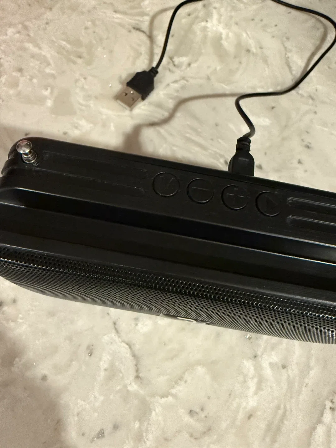 Portable Black Bluetooth Speaker image indicator(4)