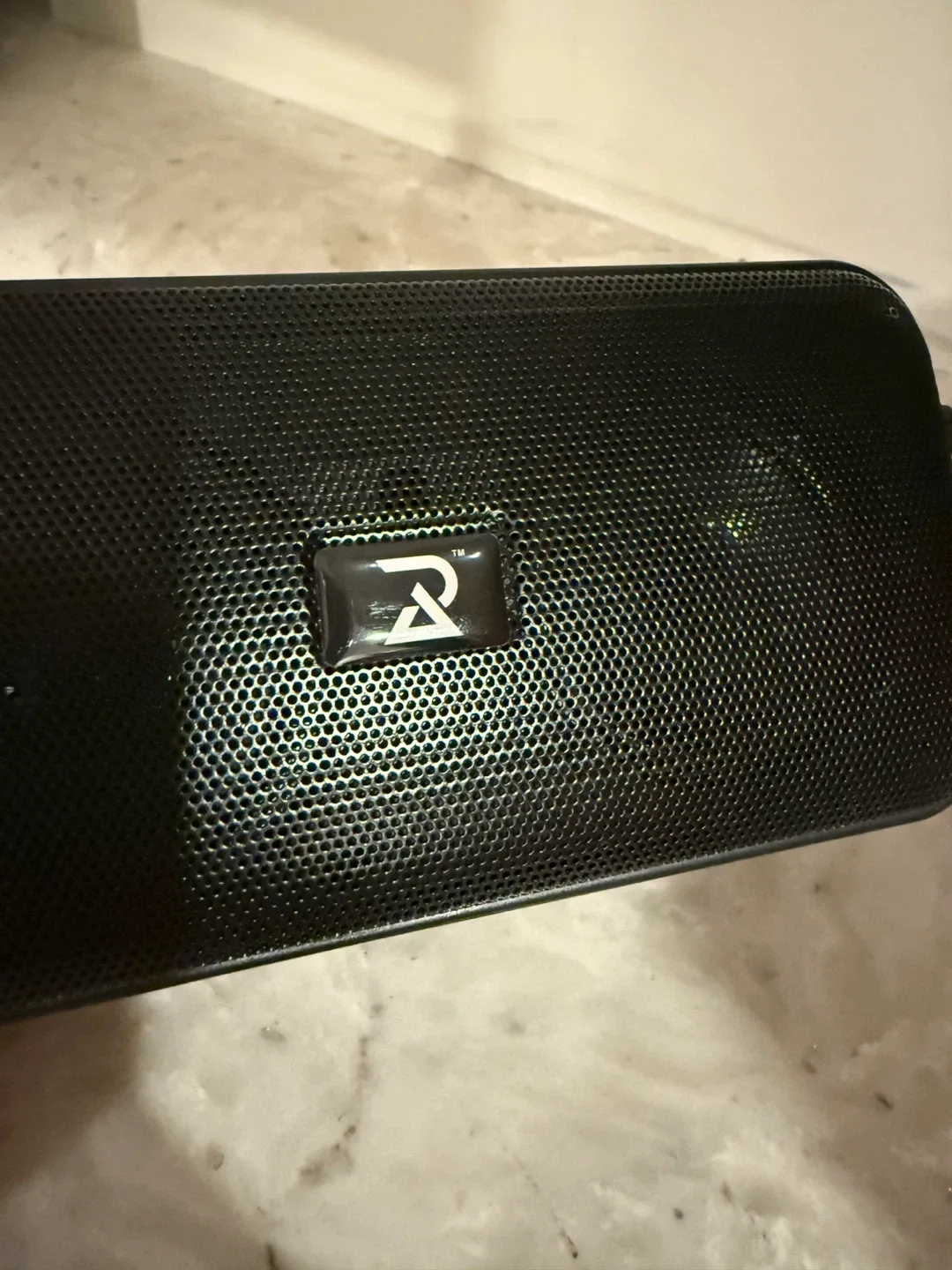 Portable Black Bluetooth Speaker image indicator(6)