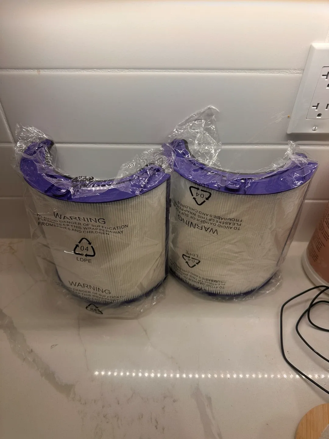 2-Pack Replacement Filters for Dyson – NEW image indicator(3)