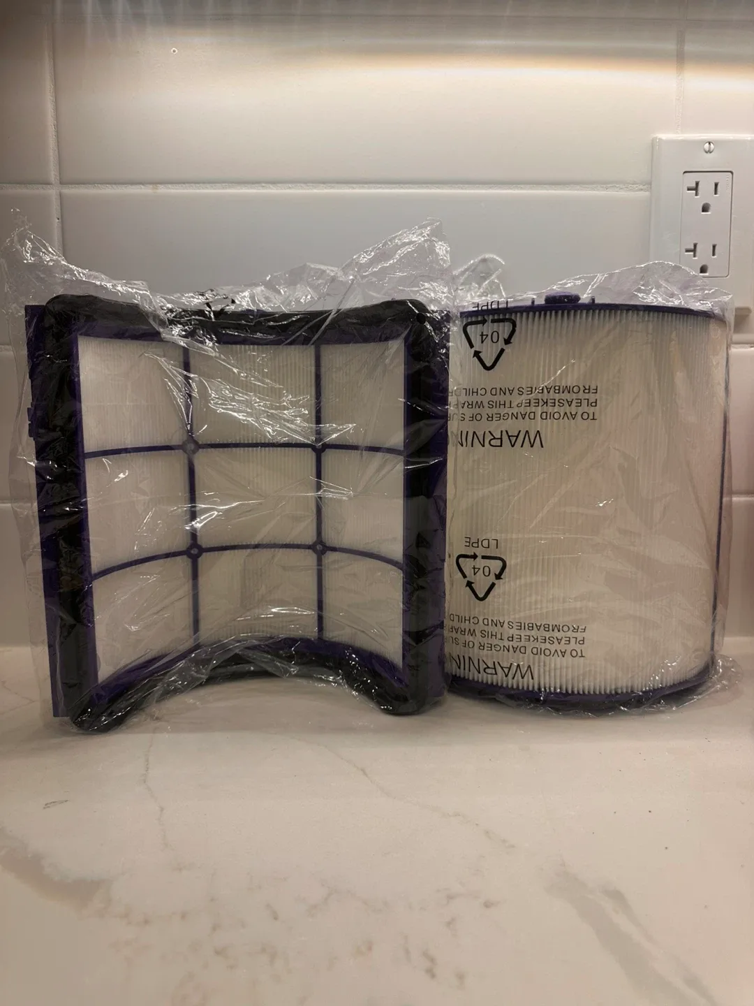 2-Pack Replacement Filters for Dyson – NEW image indicator(4)