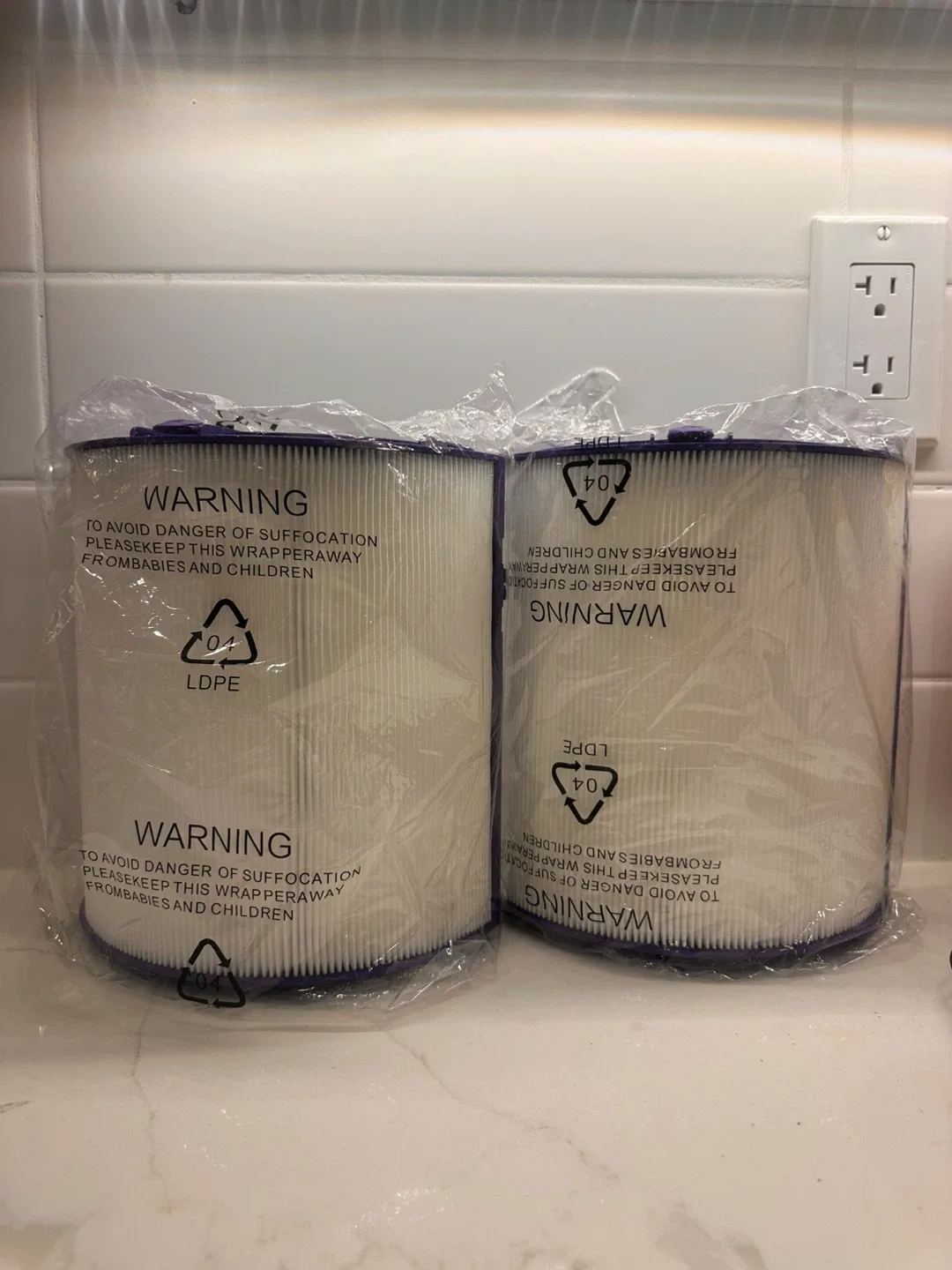 2-Pack Replacement Filters for Dyson – NEW image indicator(2)