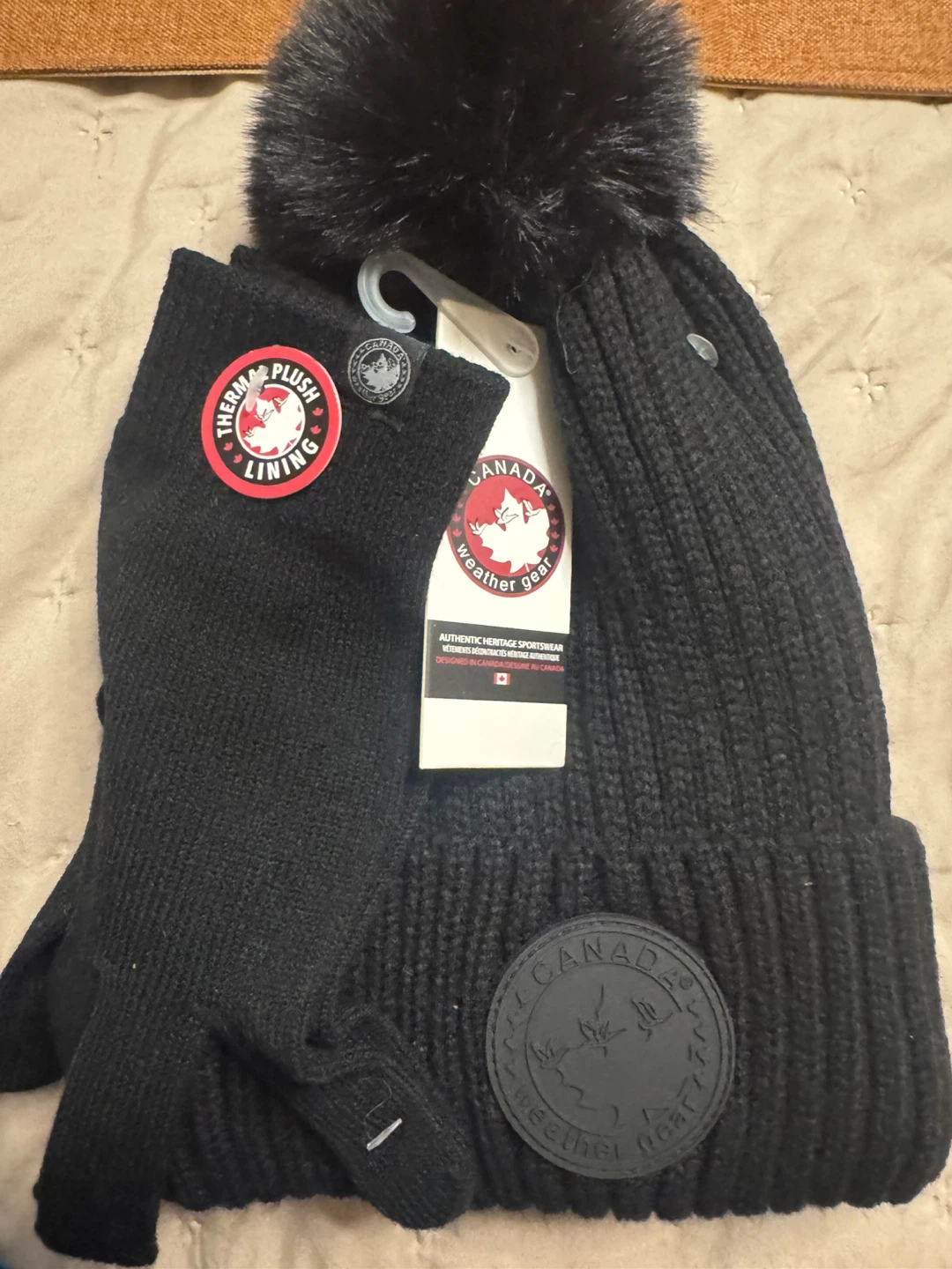Canada Weather Gear Black Hat and Gloves Set - photo 4