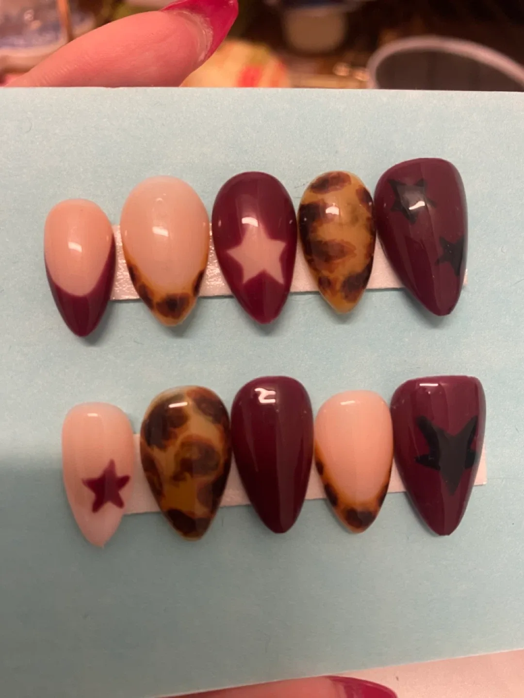 Press-on Nail Art Sets image indicator(5)