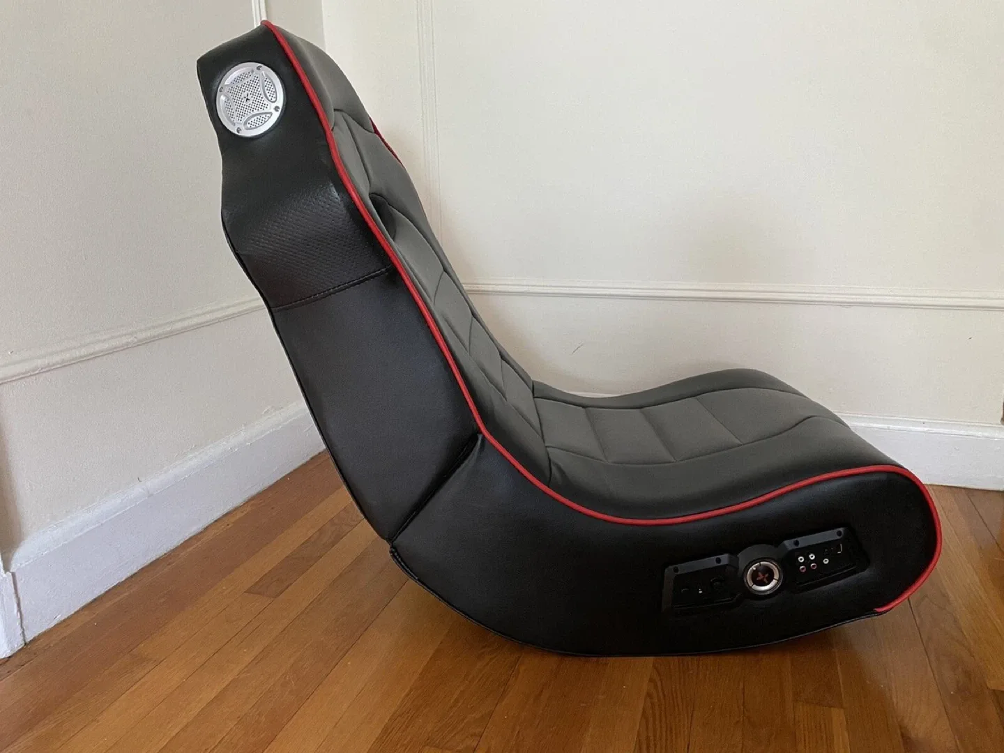 X Rocker Surge with Wireless Bluetooth image indicator(3)