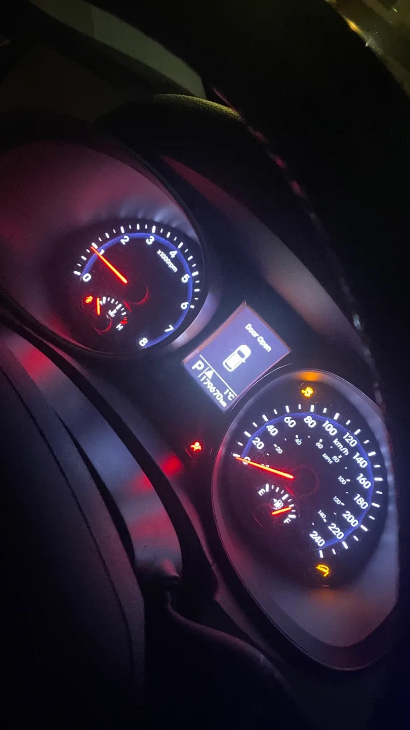 Hyundai Santa Fe sports SUV image indicator(7)