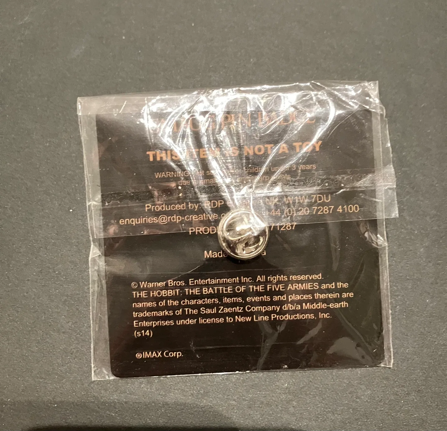 The Hobbit Dragon Smaug Pin Badge 2014 IMAX image indicator(5)