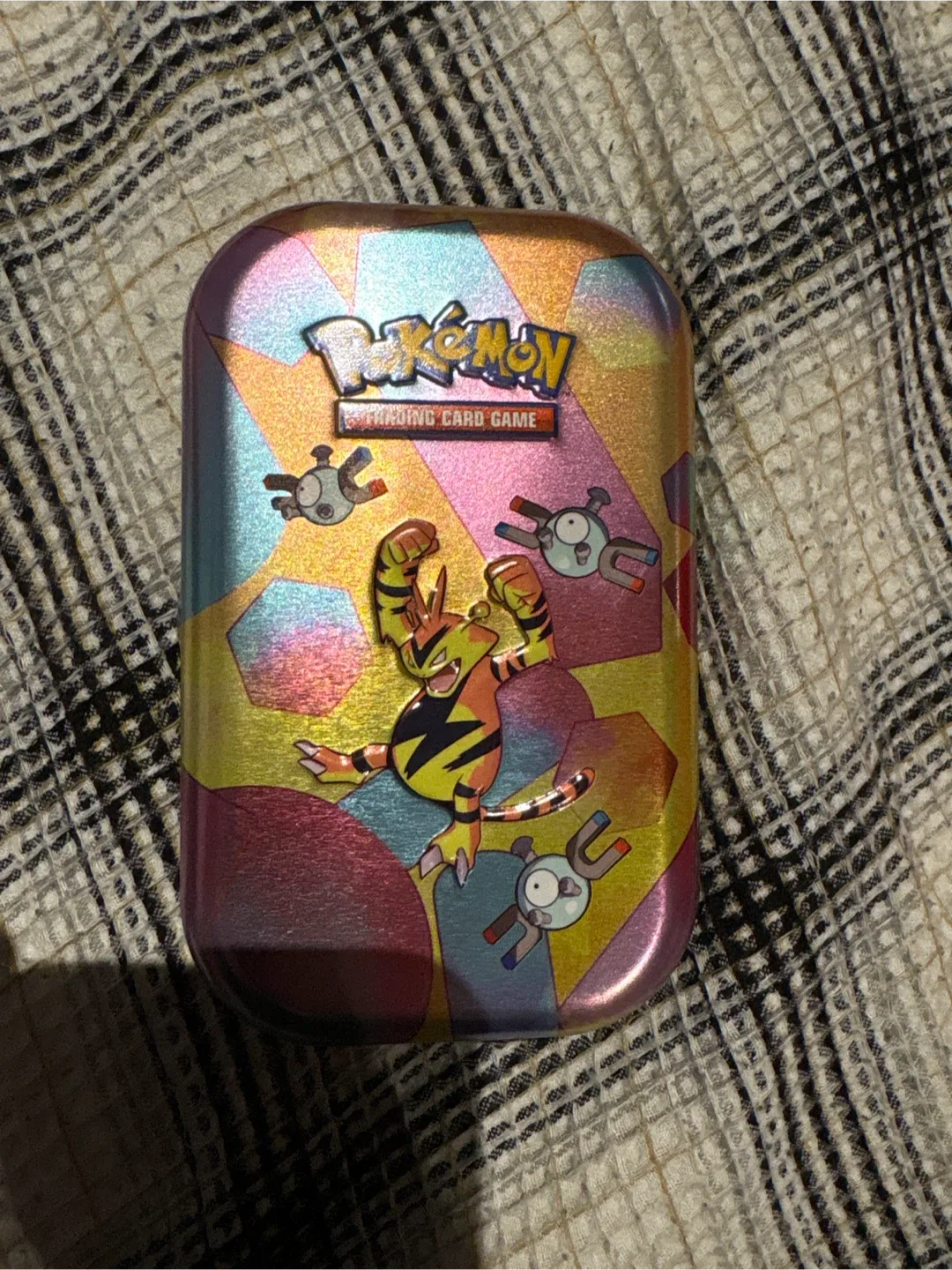 Pokemon Trading Card Game Tin