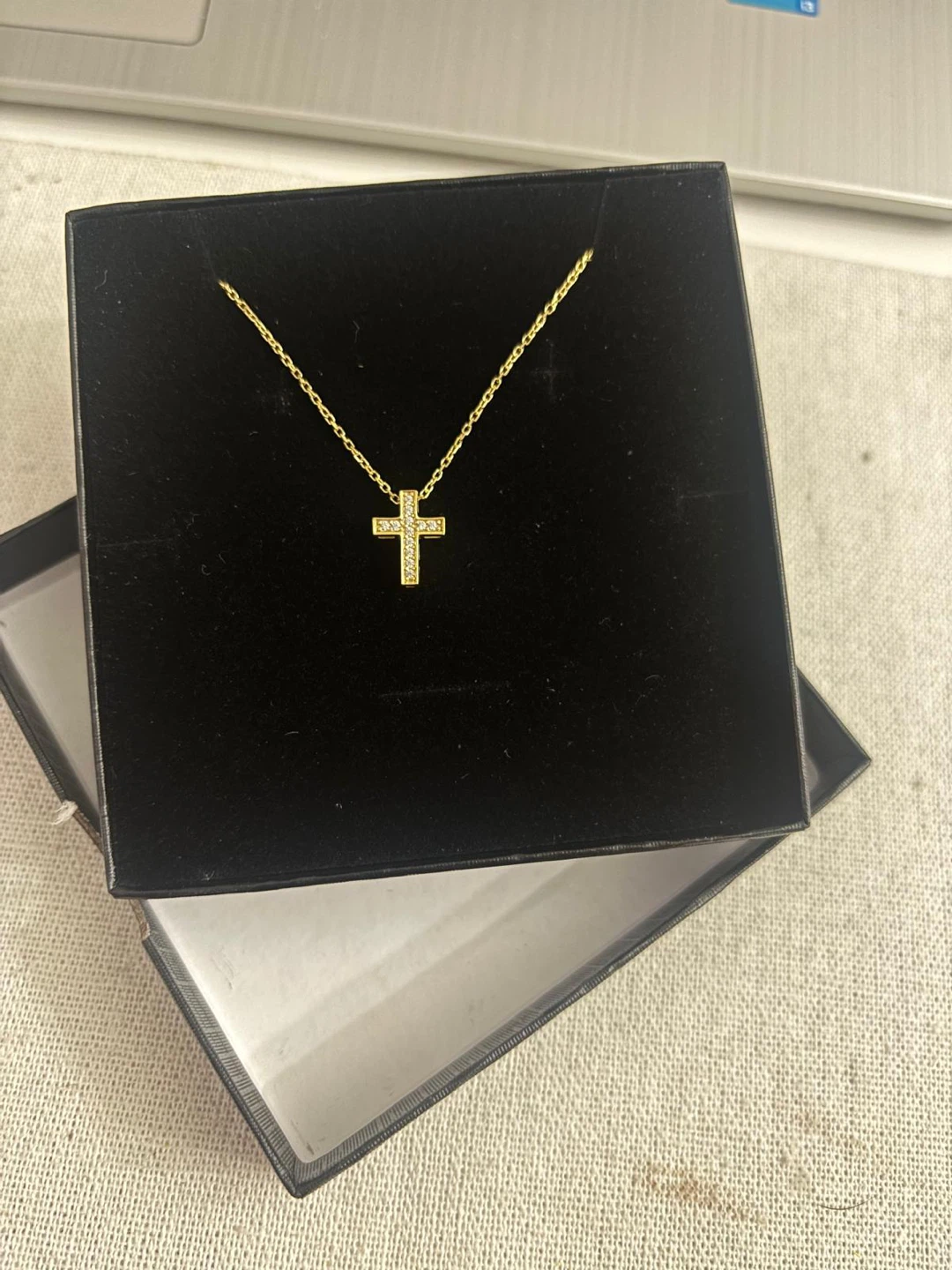 Gold Cross Necklace with Box - photo 3