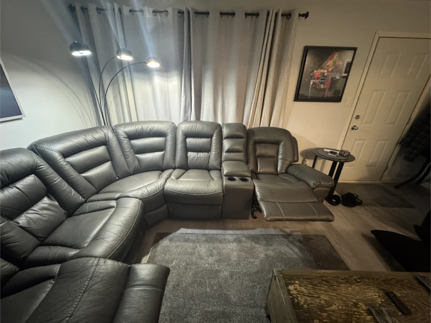 Leo 6-Piece Grey Leather-Look Reclining Sectional - photo 3