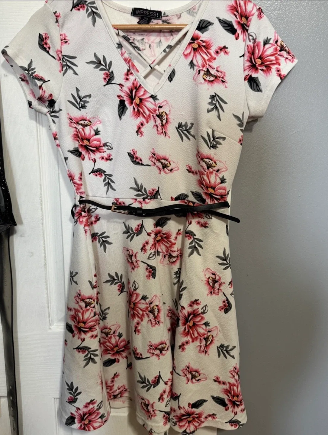 Impress! floral dress with belt M