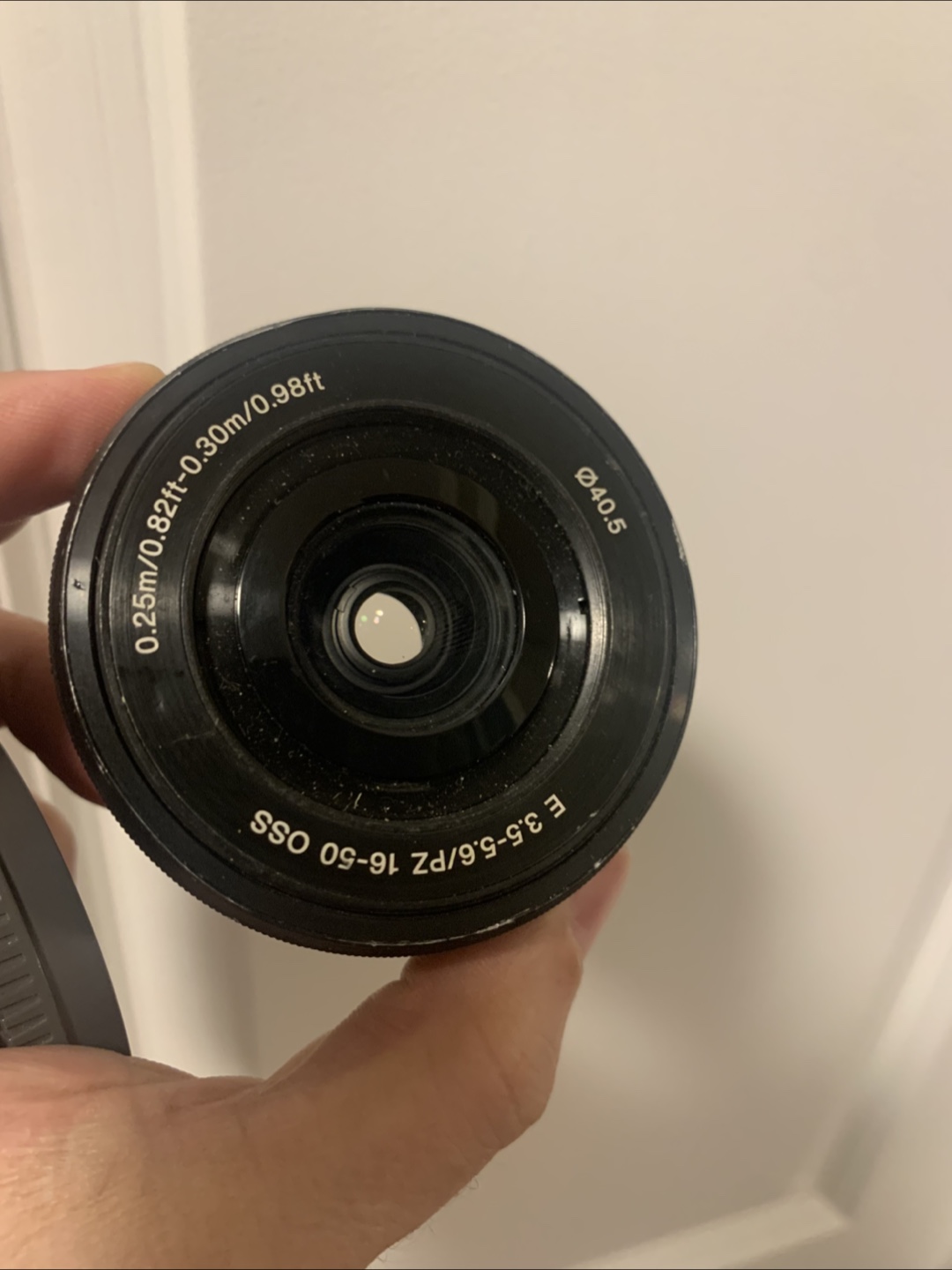 Sony E 3.5-5.6/PZ 16-50 OSS Lens - photo 2