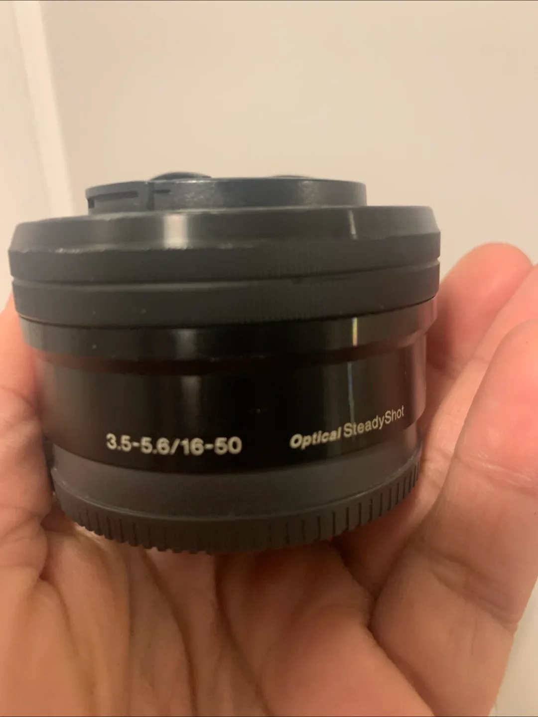 Sony E 3.5-5.6/PZ 16-50 OSS Lens image indicator(8)