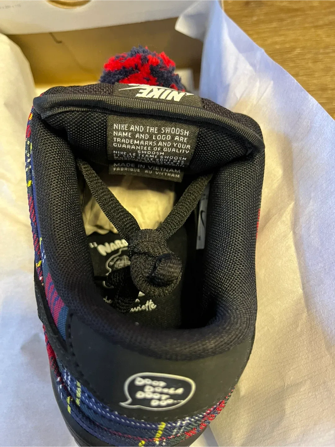 Nike Sb Dunk Low Nardwuar Brandnew Rare Hand Signed Size 8.5 image indicator(4)