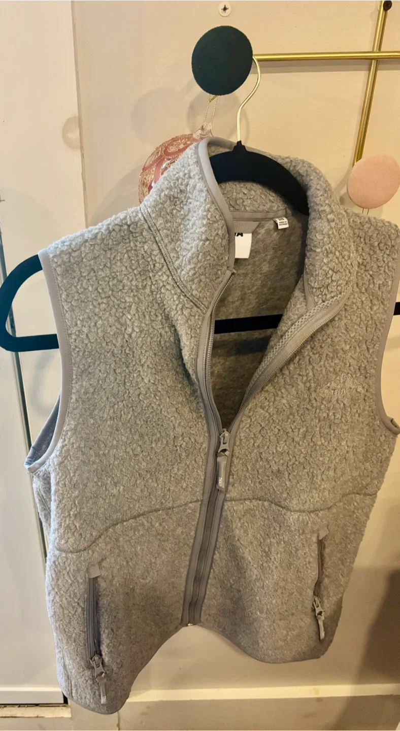 TNA Polartech Fleece Vest - Size 2XS image indicator(4)