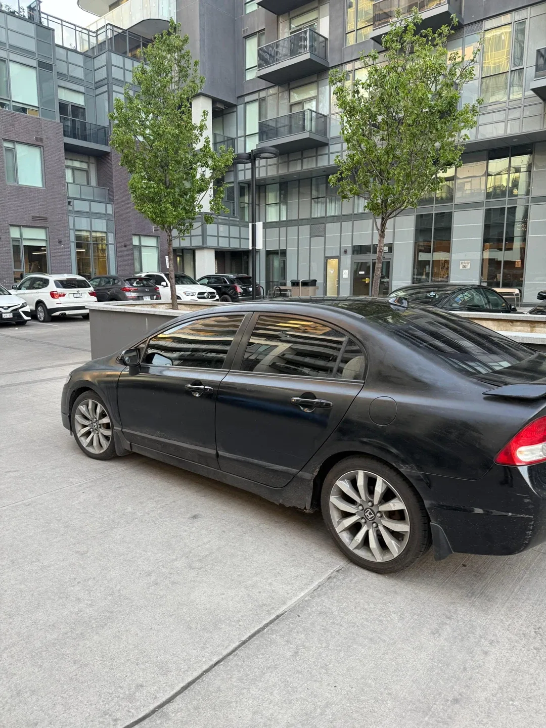 Black Honda Civic Sedan image indicator(7)