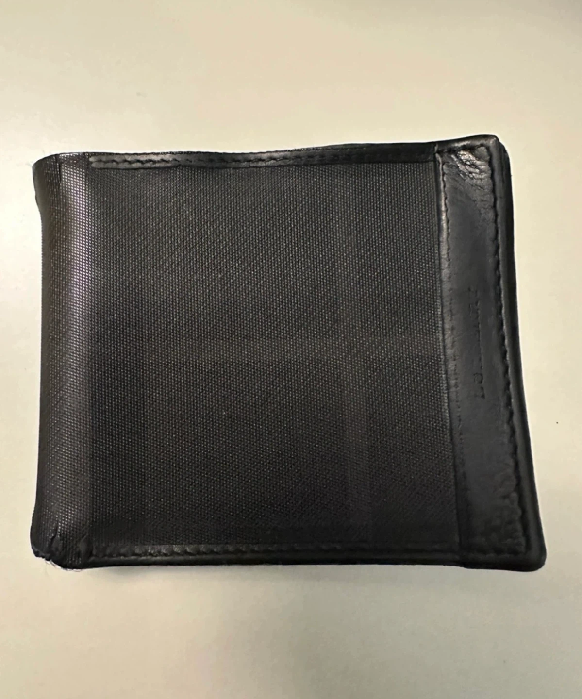 Men’s Burberry wallet