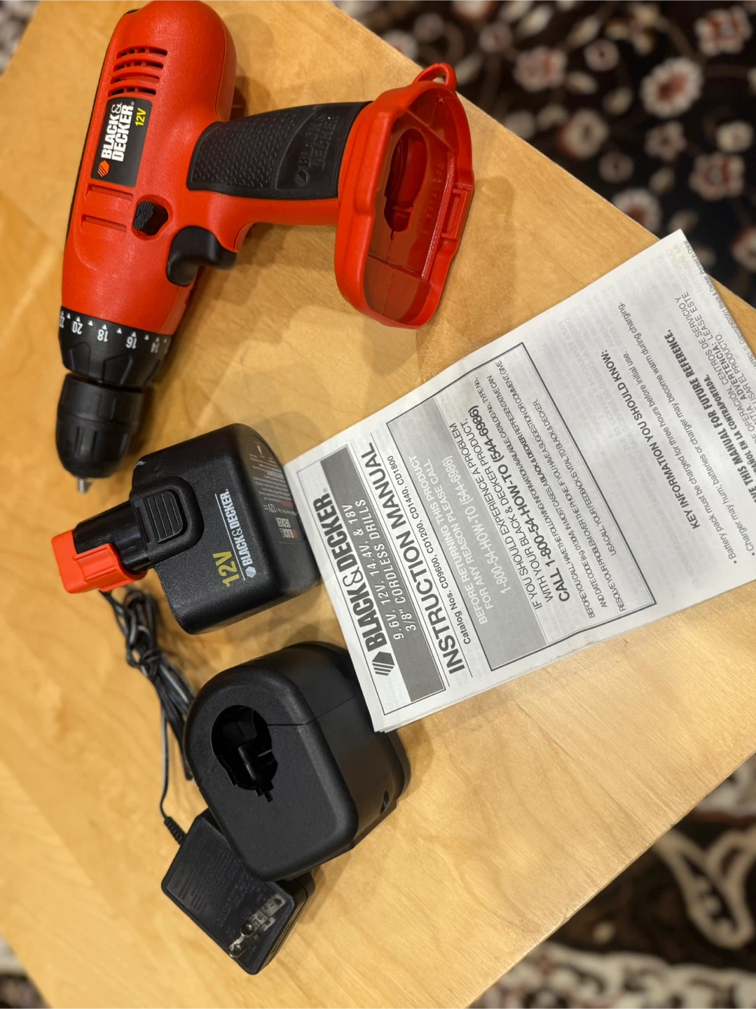 Black & Decker 12V Cordless Drill w/ Case - photo 3
