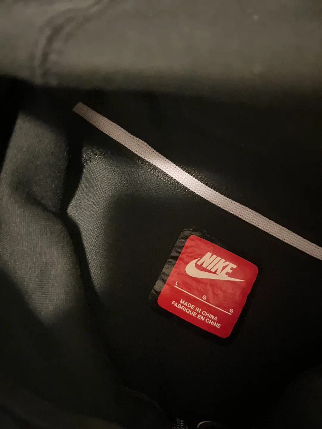 Black Reflective Nike Tech Hoodie - Size L image indicator(5)