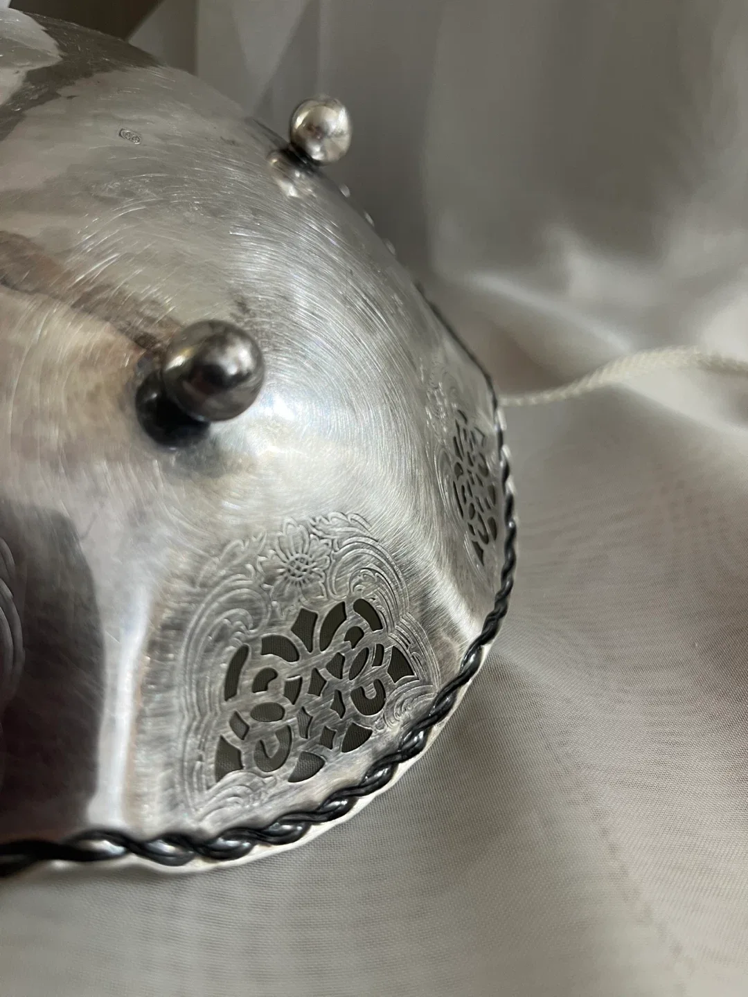 Silver Plated Bowl, 6 inch diameter image indicator(4)