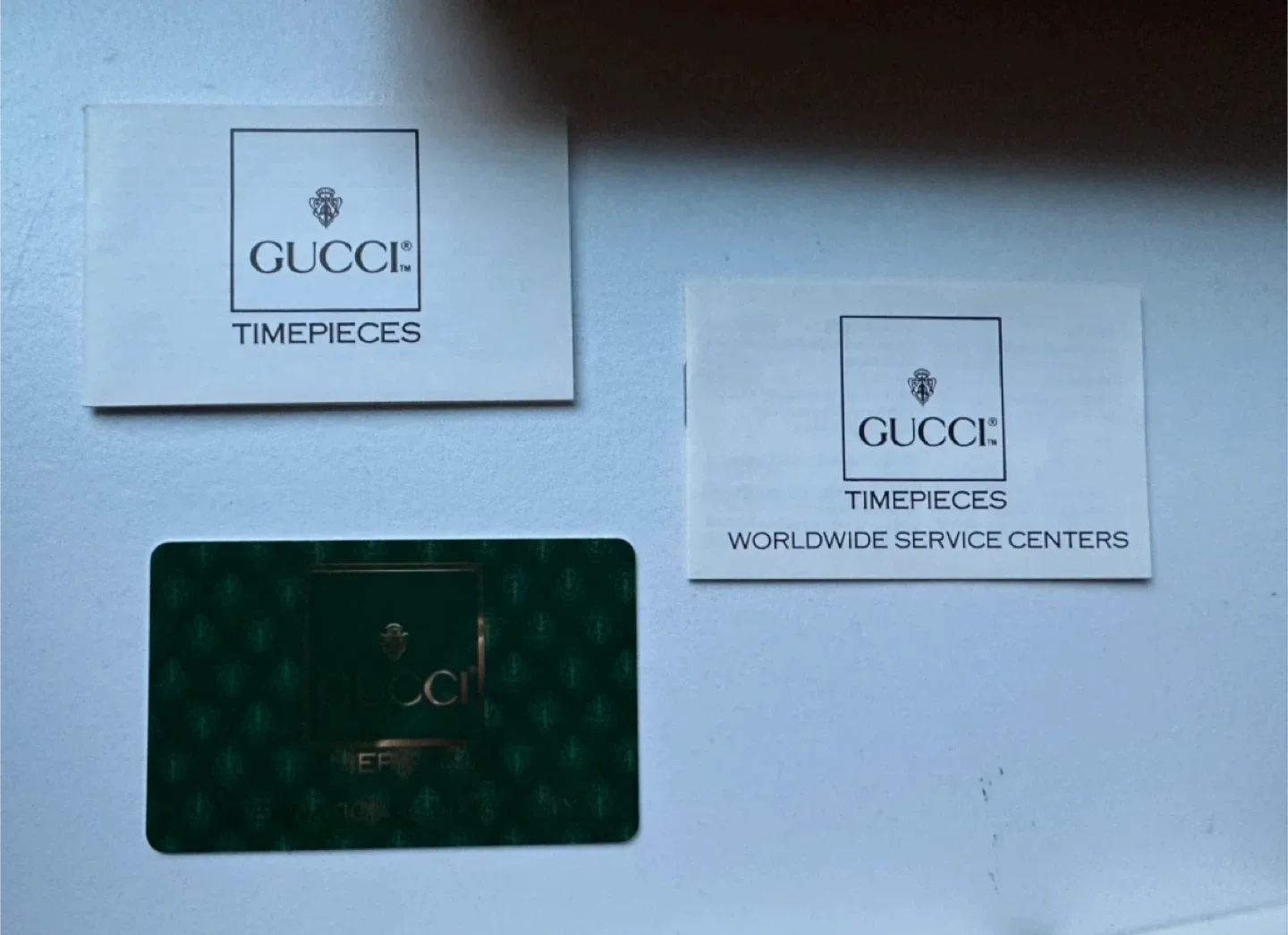 1980s men’s Gucci 30mm watch image indicator(7)