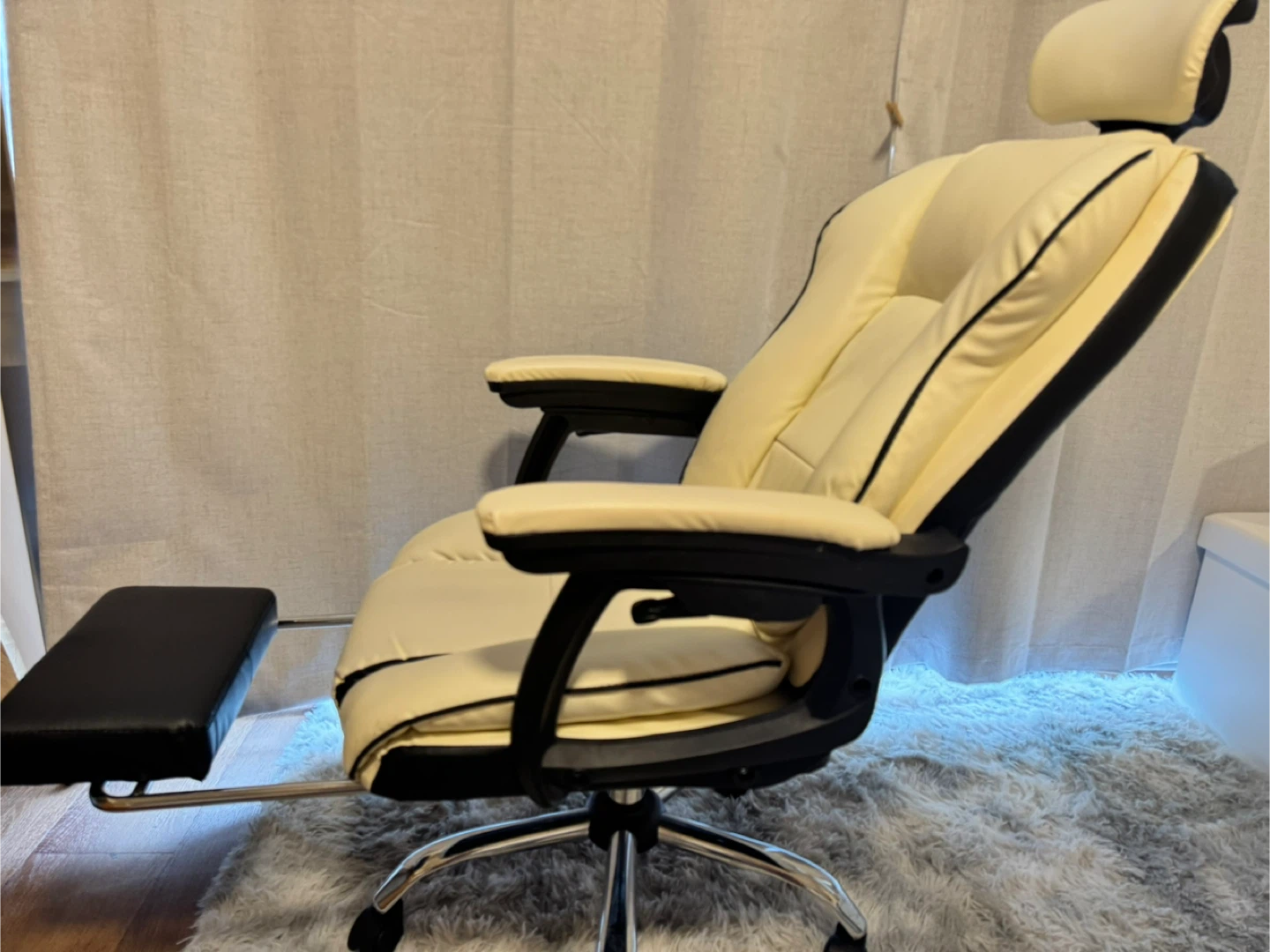Cream Leather Office Chair with Footrest - photo 4