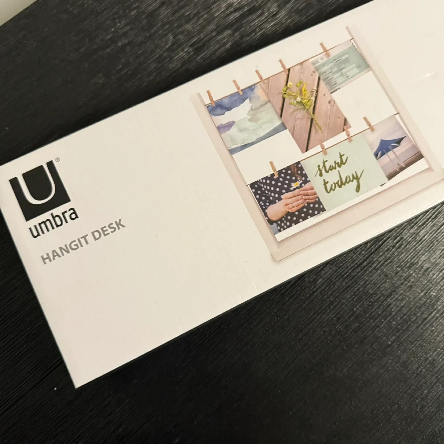 Umbra Hangit Desk Photo Display - New in Box image indicator(2)