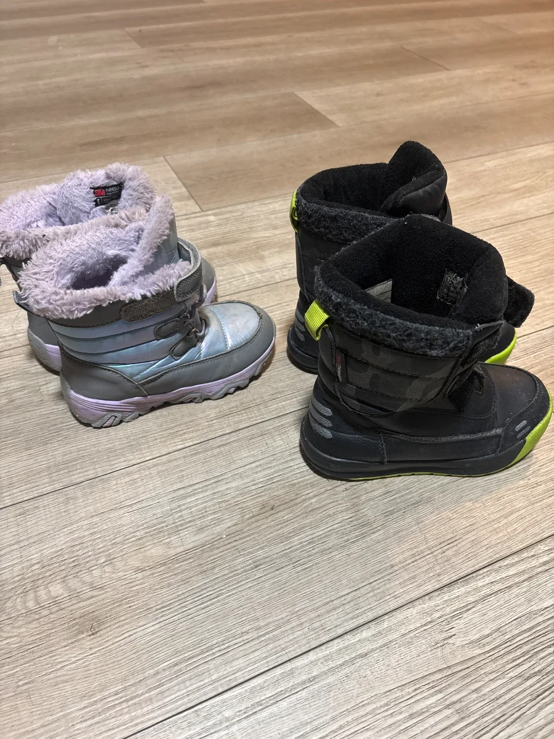 Kids snow boots image indicator(2)