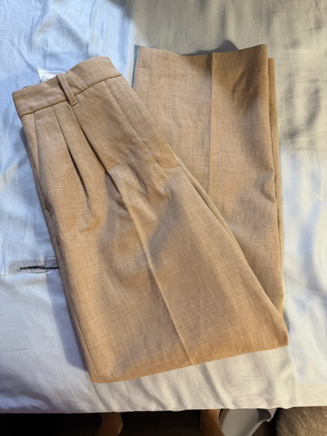 Aritzia effortless pants