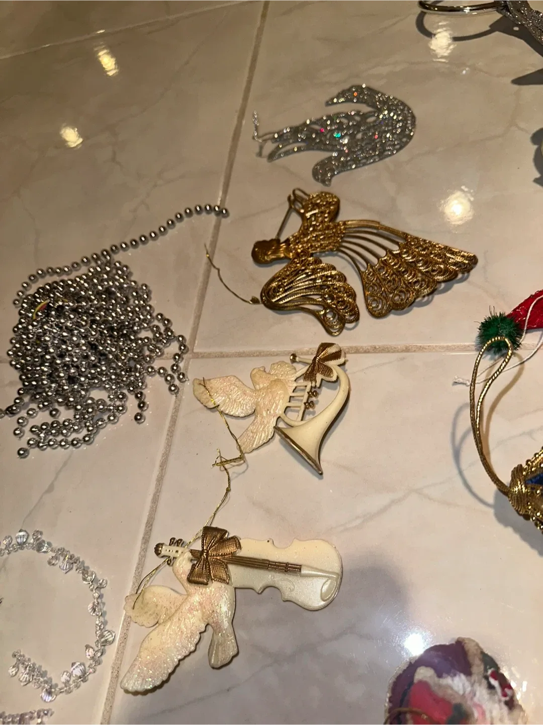 Christmas Ornaments image indicator(8)