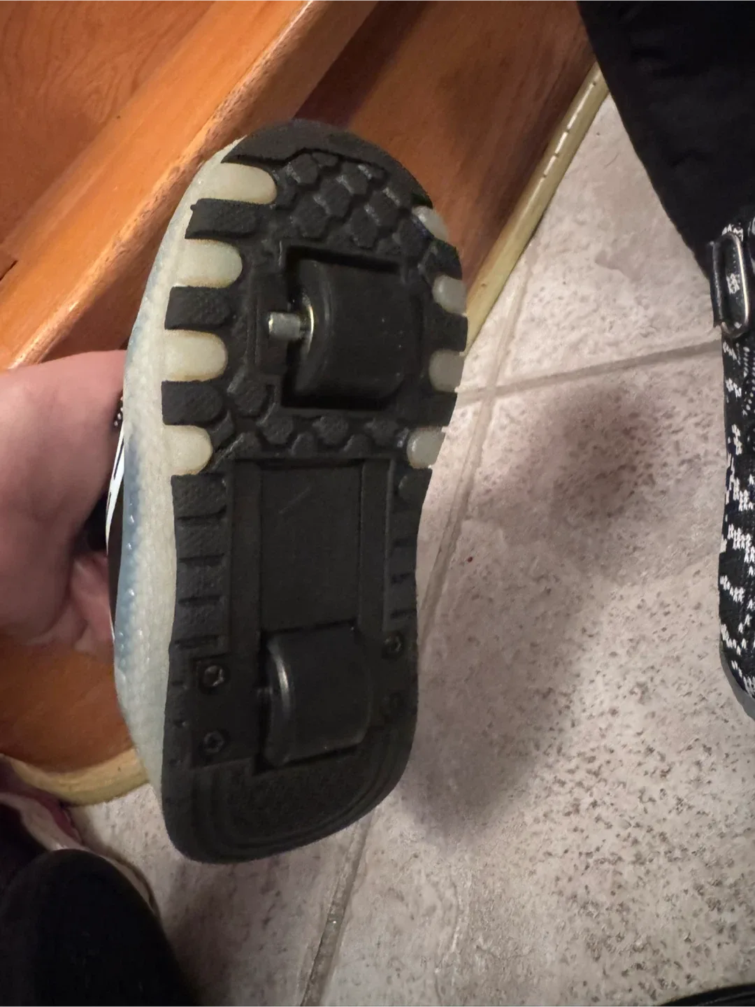 Kids' Black & White Roller Shoes - Size Unknown image indicator(2)