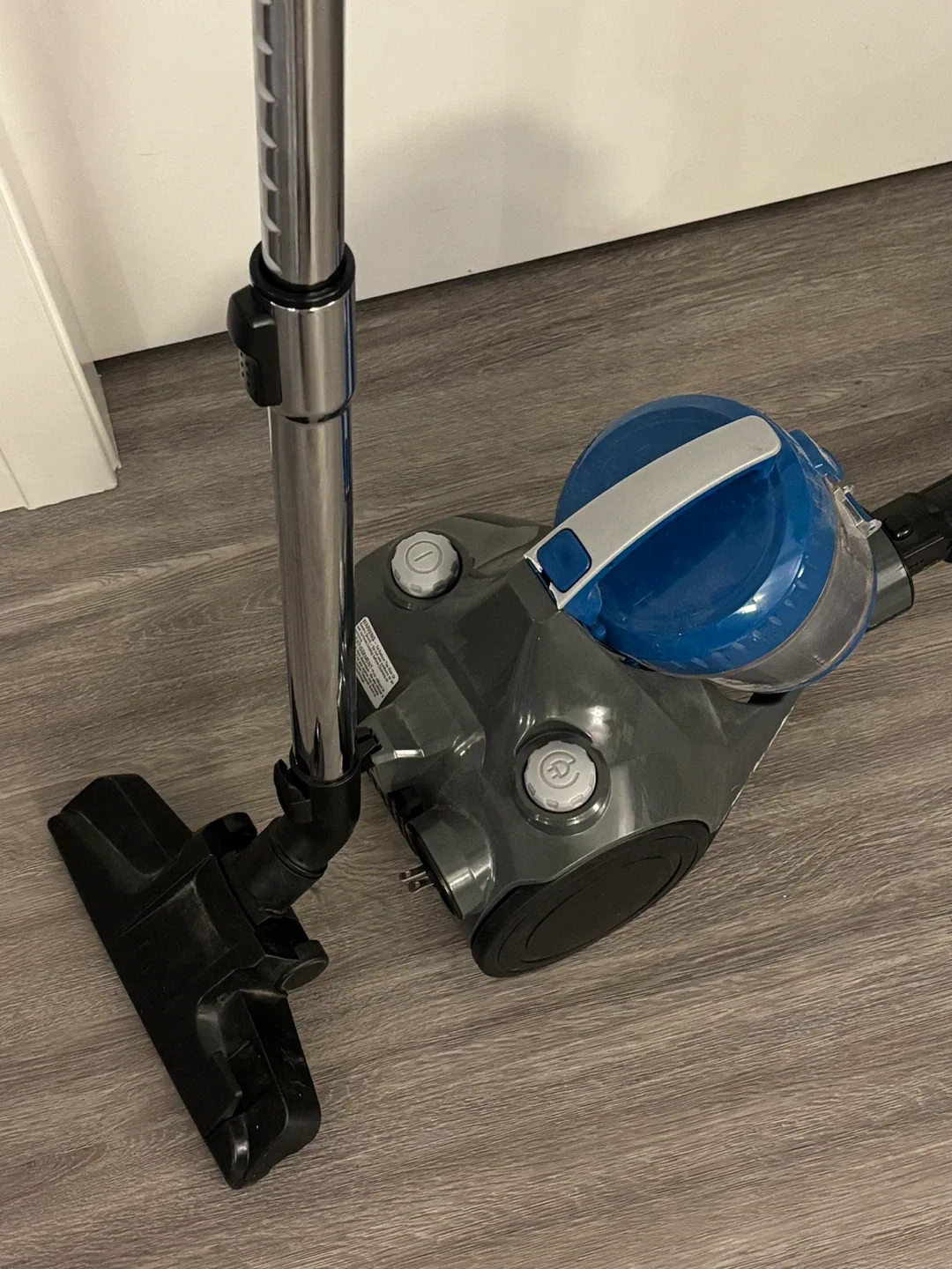 Eureka bagless canister vacuum image indicator(2)