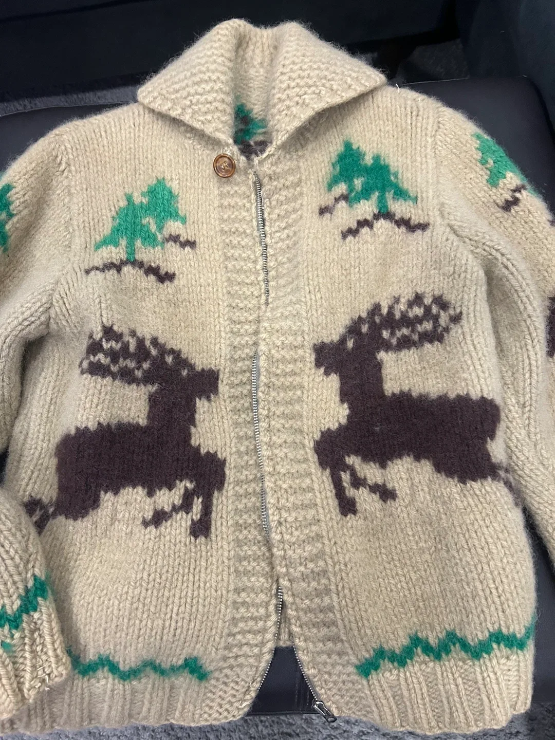 Wool knit Cardigan with Deer Design