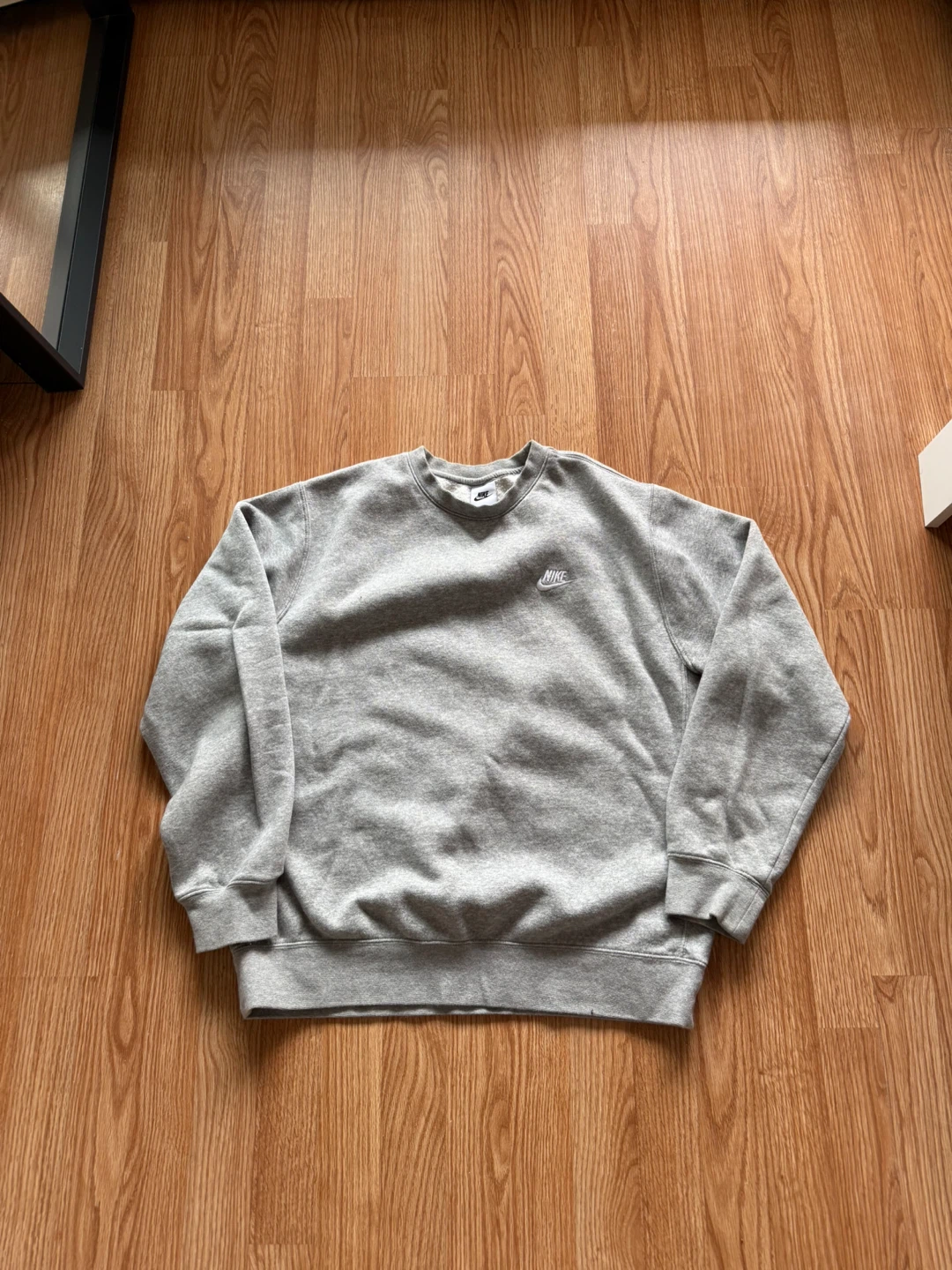 Nike Grey Crewneck Sweatshirt - Size M